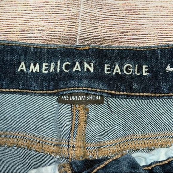 NWT American Eagle Outfitters Blue Jean Shorts Curvy Midi Size 8 - Picture 9 of 14